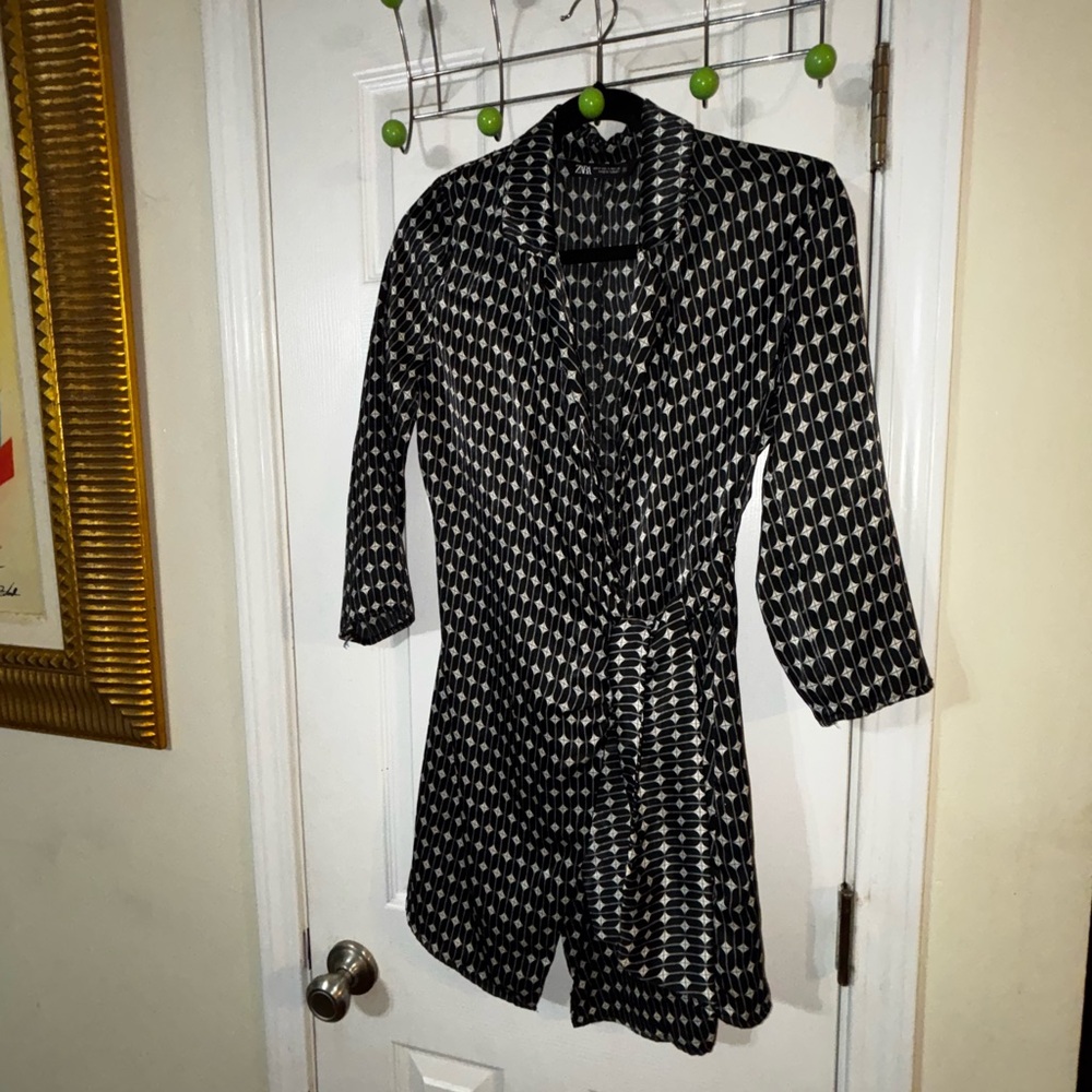 Zara Black and White Patterned Jacket